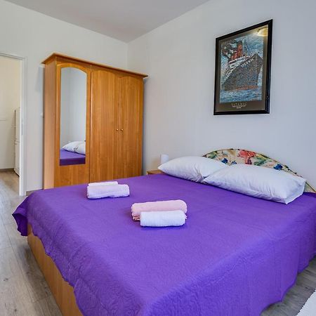 Apartment A & J Petrcane Luaran gambar