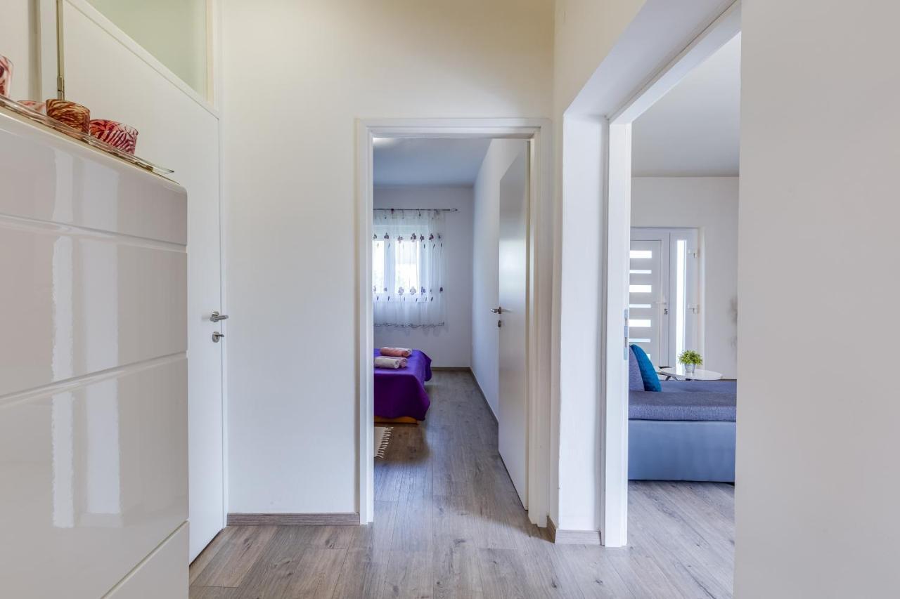 Apartment A & J Petrcane Luaran gambar