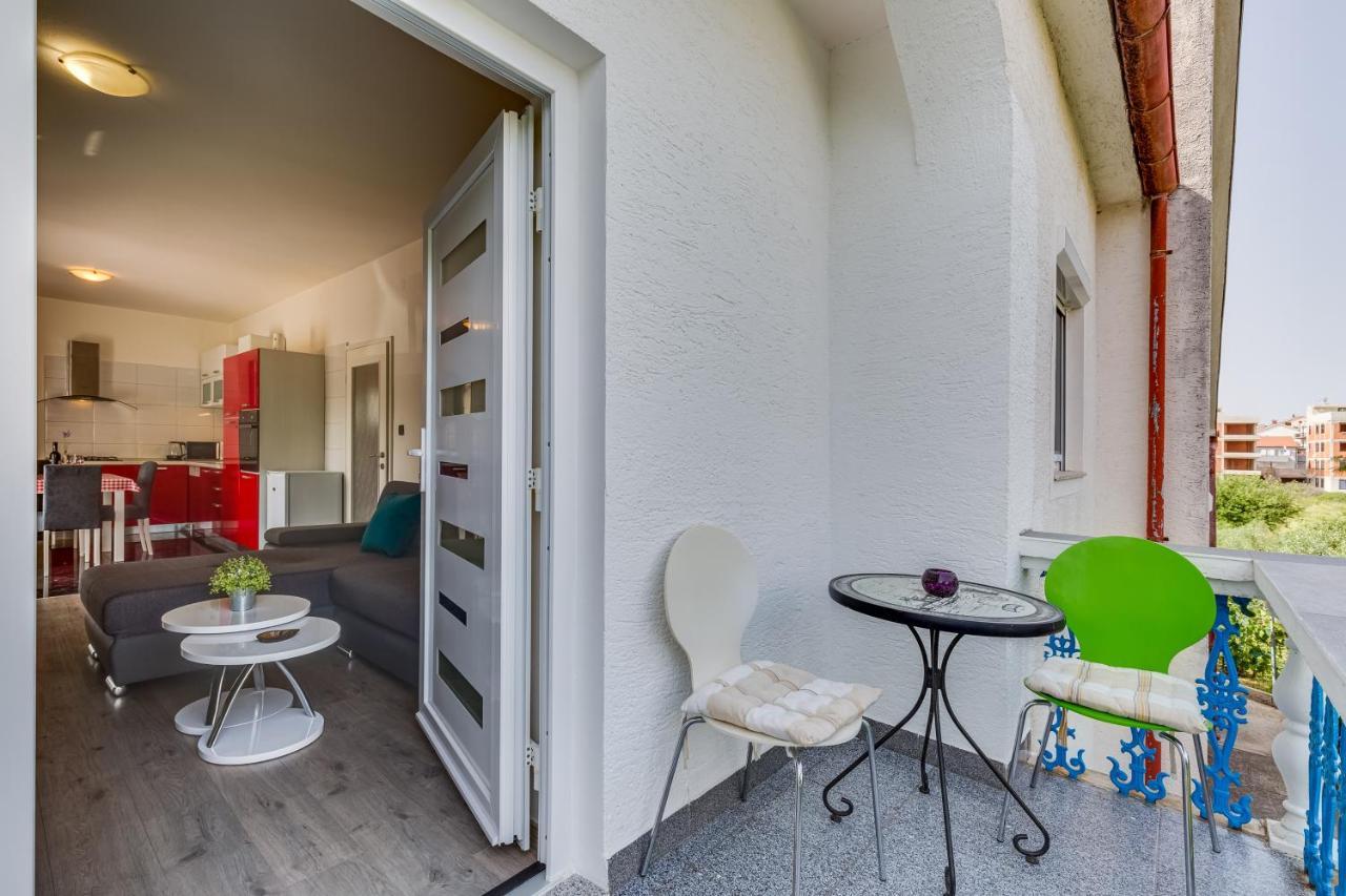 Apartment A & J Petrcane Luaran gambar