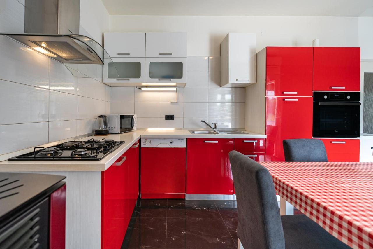 Apartment A & J Petrcane Luaran gambar