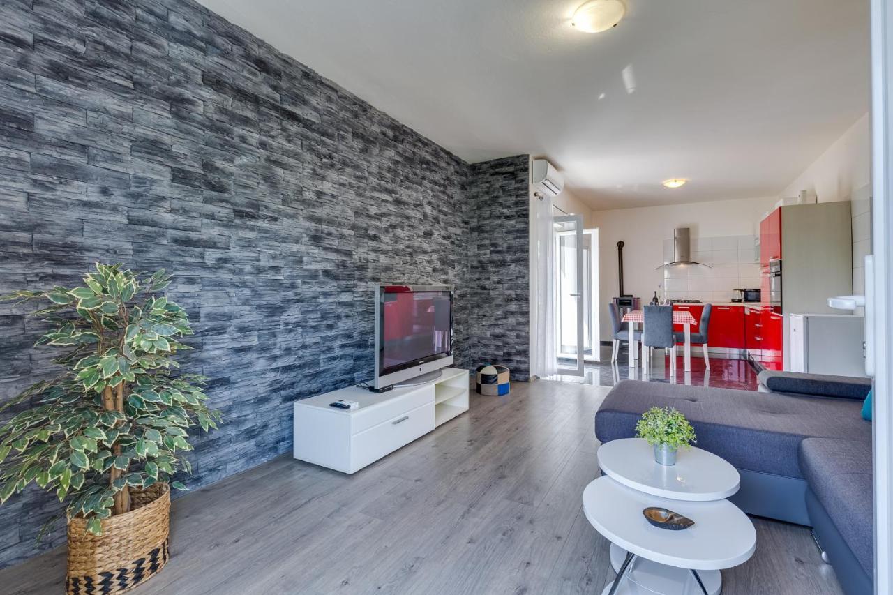 Apartment A & J Petrcane Luaran gambar