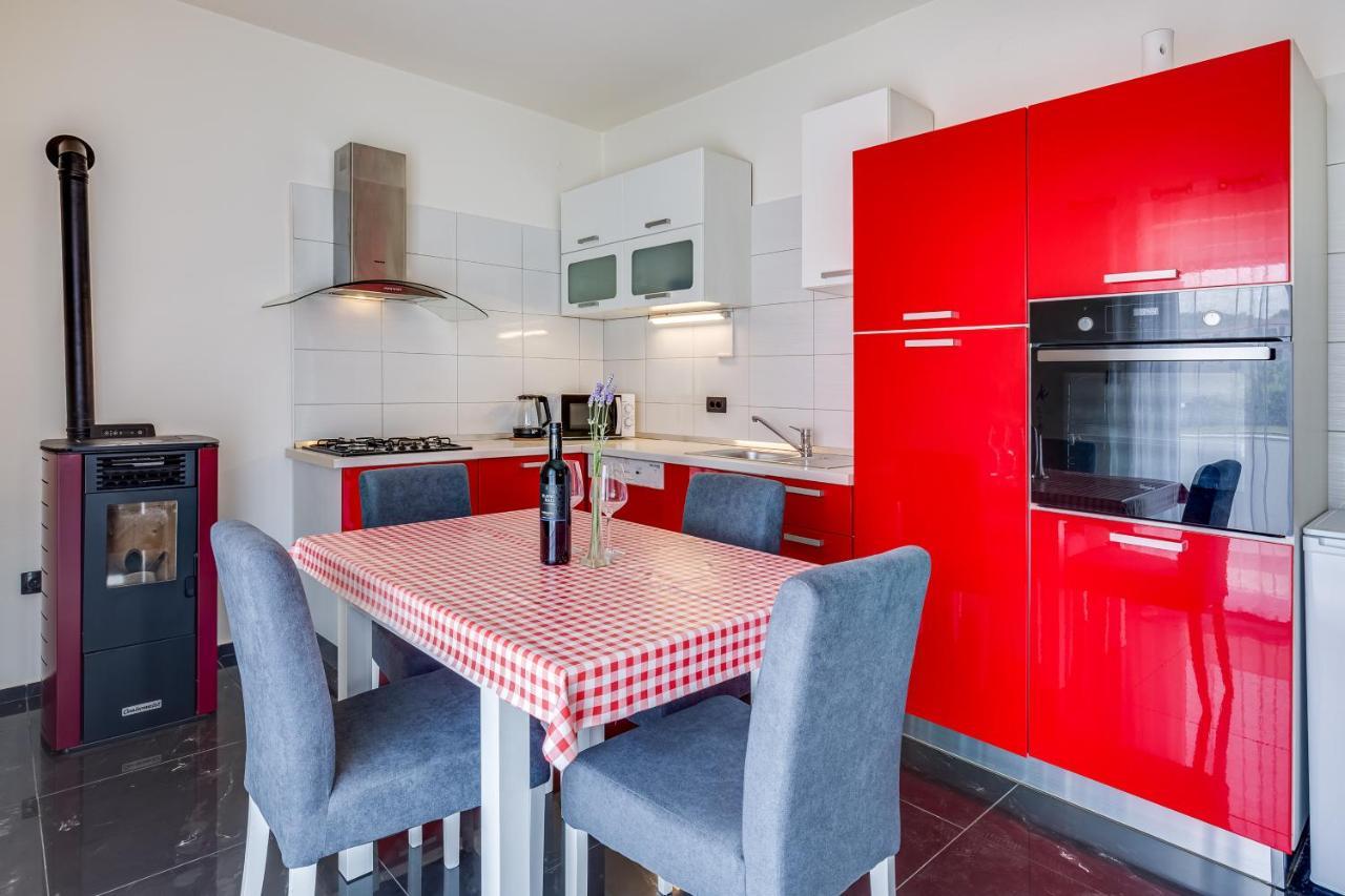 Apartment A & J Petrcane Luaran gambar