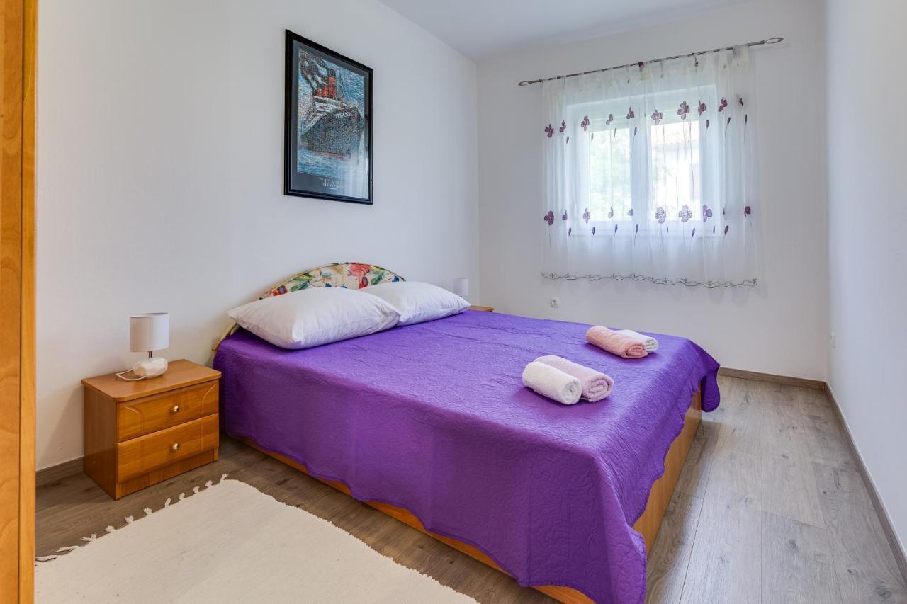 Apartment A & J Petrcane Luaran gambar