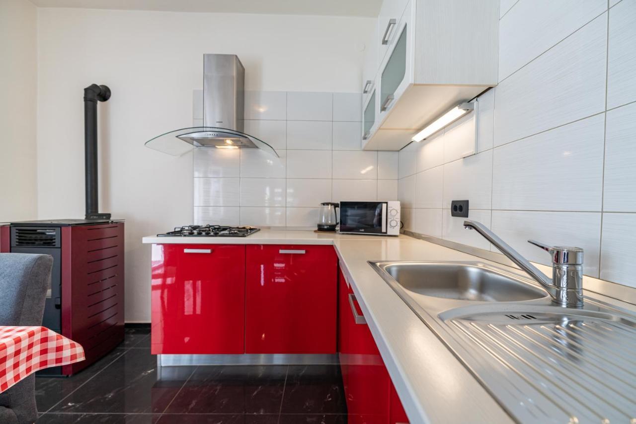 Apartment A & J Petrcane Luaran gambar